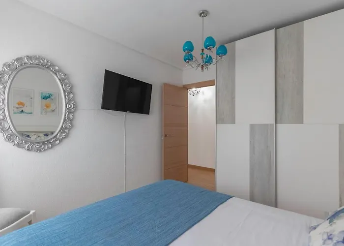 Amplio Y Luminoso En 公寓 累奥